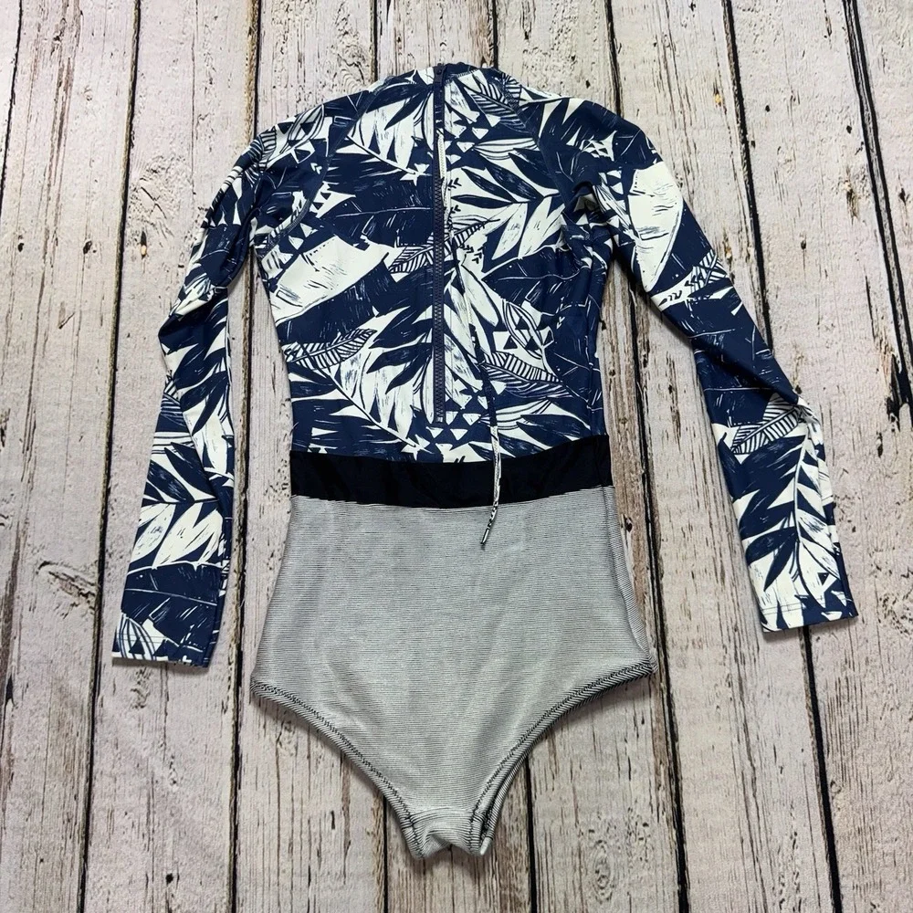 RIP CURL Searchers One Piece Long‎ Sleeve Zip Back UV Surf Suit Swimsuit Blue 6